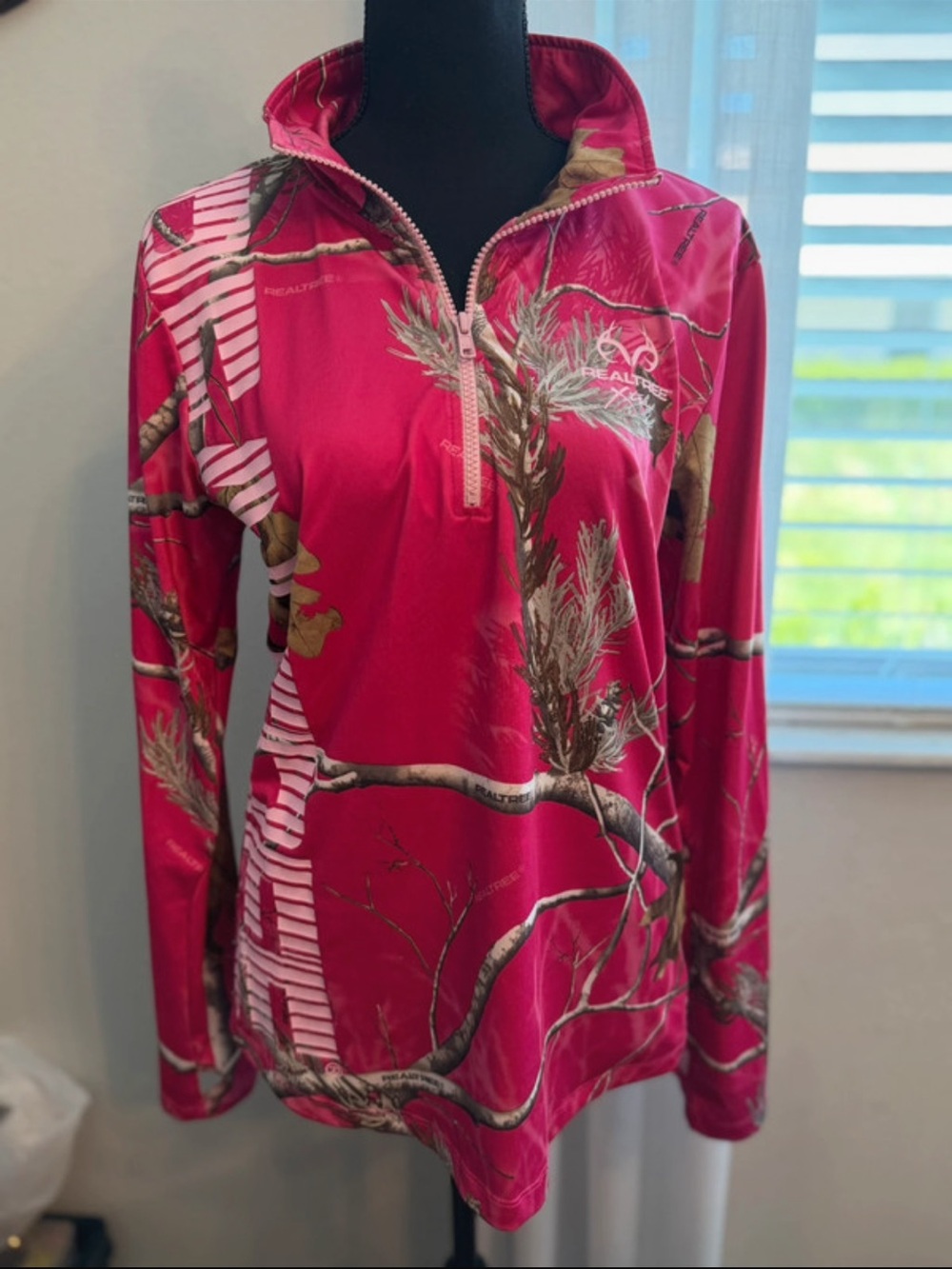 Realtree Hot Pink Camo Quarter-Zip Performance Pullover
